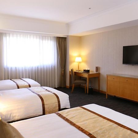 ฟู่ฉิน โฮเต็ล ไท่หนาน Hotel ไถหนาน ภายนอก รูปภาพ