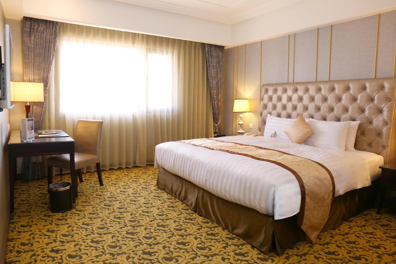 ฟู่ฉิน โฮเต็ล ไท่หนาน Hotel ไถหนาน ภายนอก รูปภาพ
