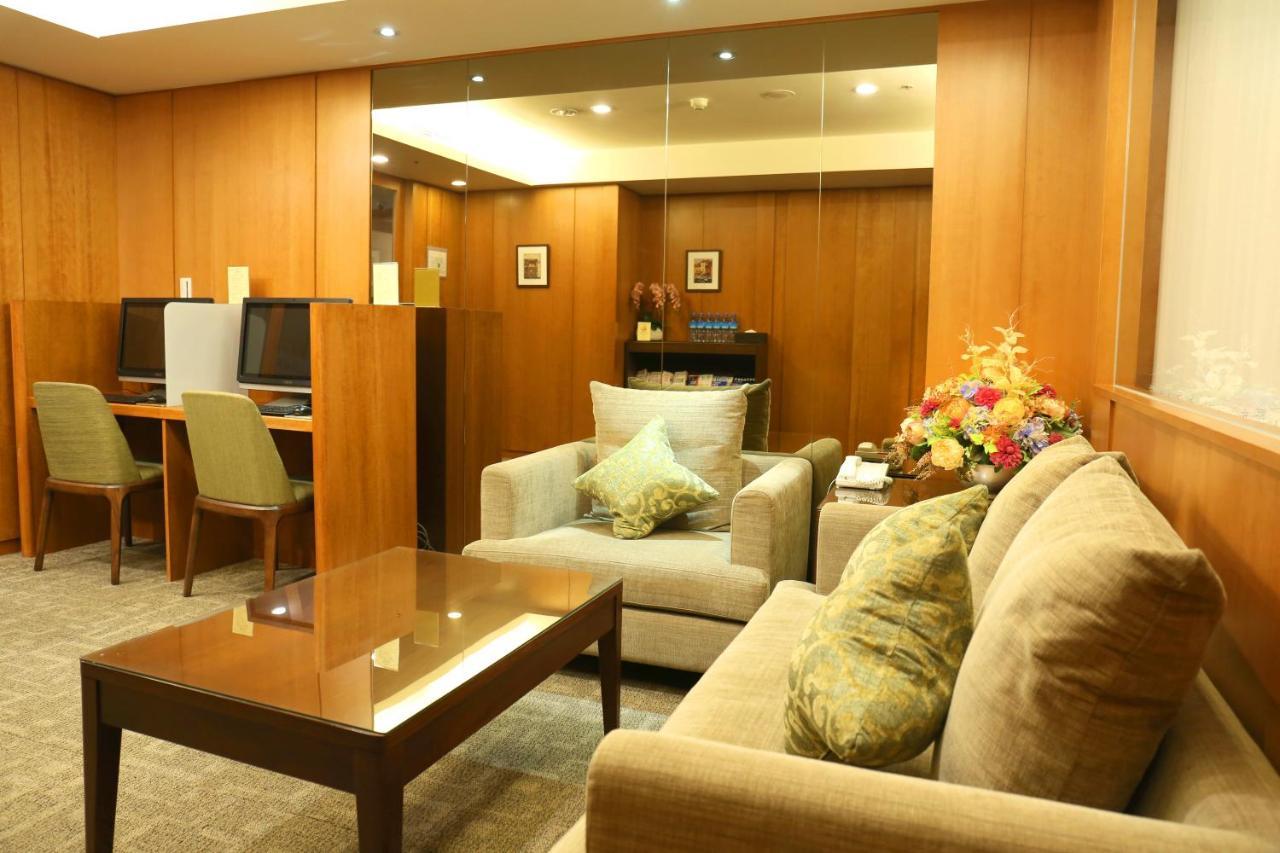 ฟู่ฉิน โฮเต็ล ไท่หนาน Hotel ไถหนาน ภายนอก รูปภาพ
