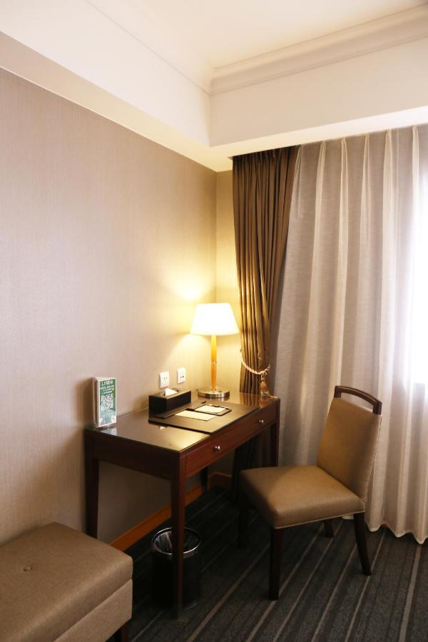 ฟู่ฉิน โฮเต็ล ไท่หนาน Hotel ไถหนาน ภายนอก รูปภาพ