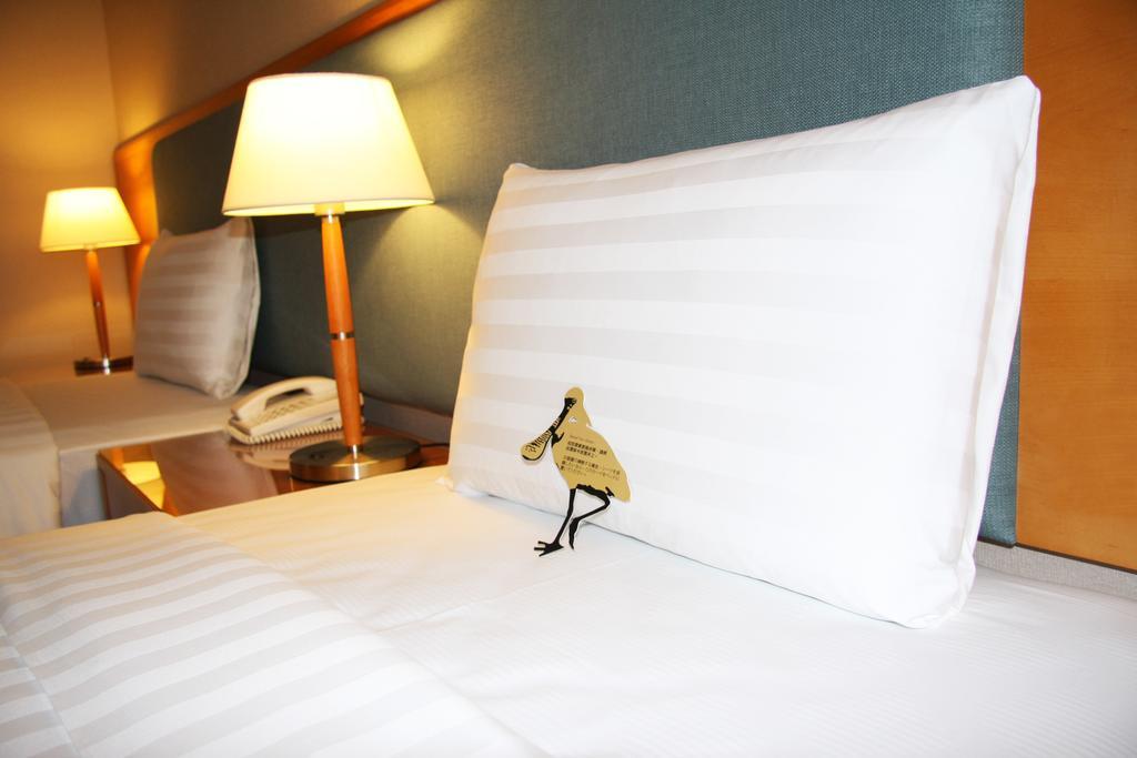 ฟู่ฉิน โฮเต็ล ไท่หนาน Hotel ไถหนาน ภายนอก รูปภาพ