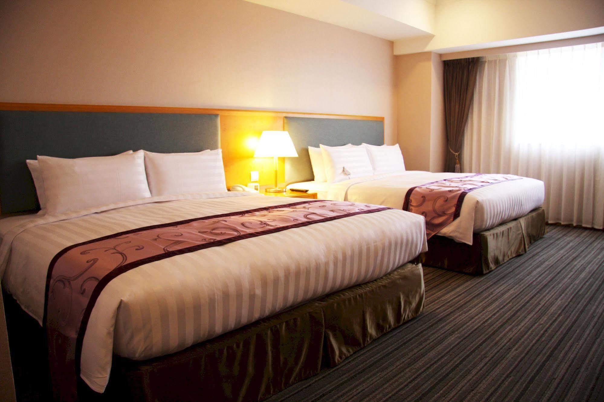 ฟู่ฉิน โฮเต็ล ไท่หนาน Hotel ไถหนาน ภายนอก รูปภาพ